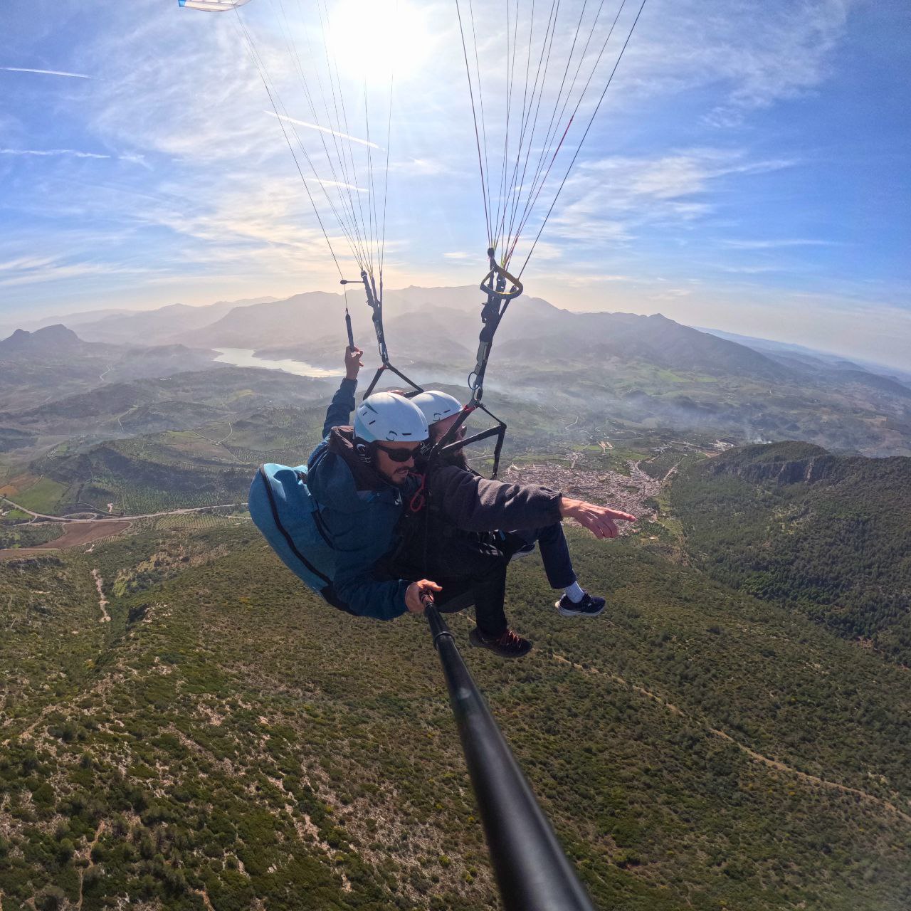 Freedonel Paragliding El Bosque | Starting from €100 | Freedome